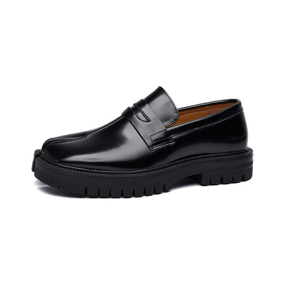 Tabi Cowhide Loafers - APEX MADE