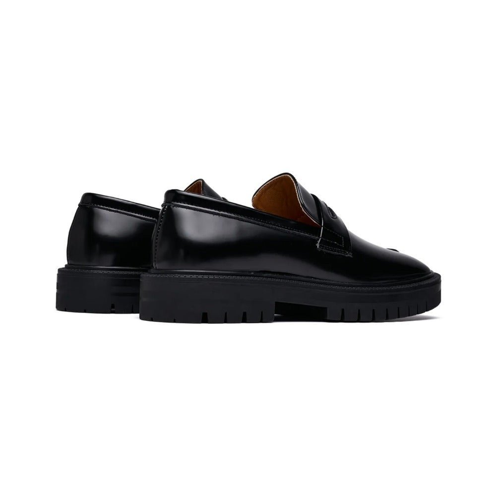 Tabi Cowhide Loafers - APEX MADE